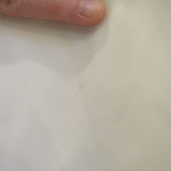 Cute Off-white Flowy Blouse Top - Picture 6 of 7